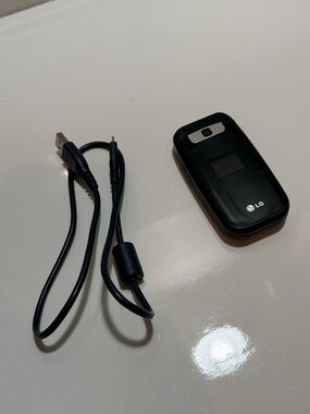 LG 440G (TracFone) Smartphone - Black